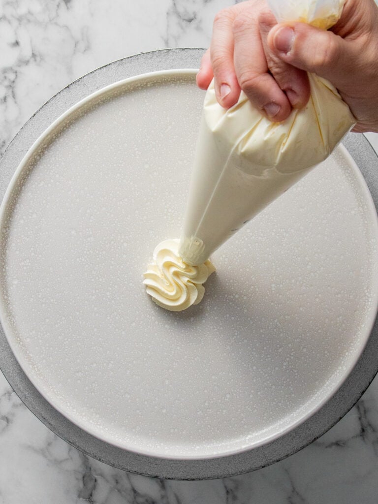Adding Chantilly to the serving plate