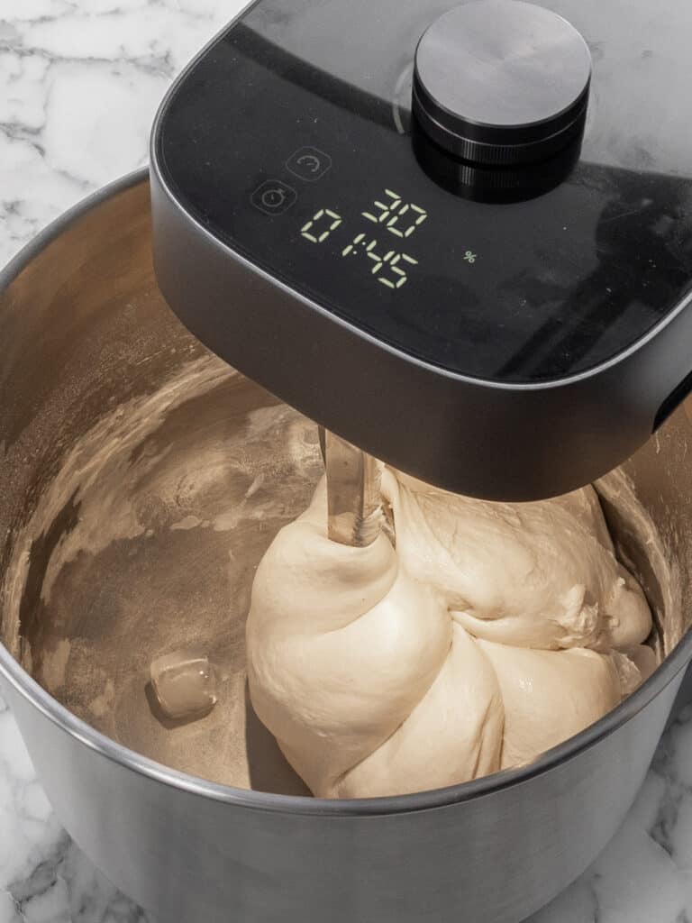 Kneading the dough for 10 minutes