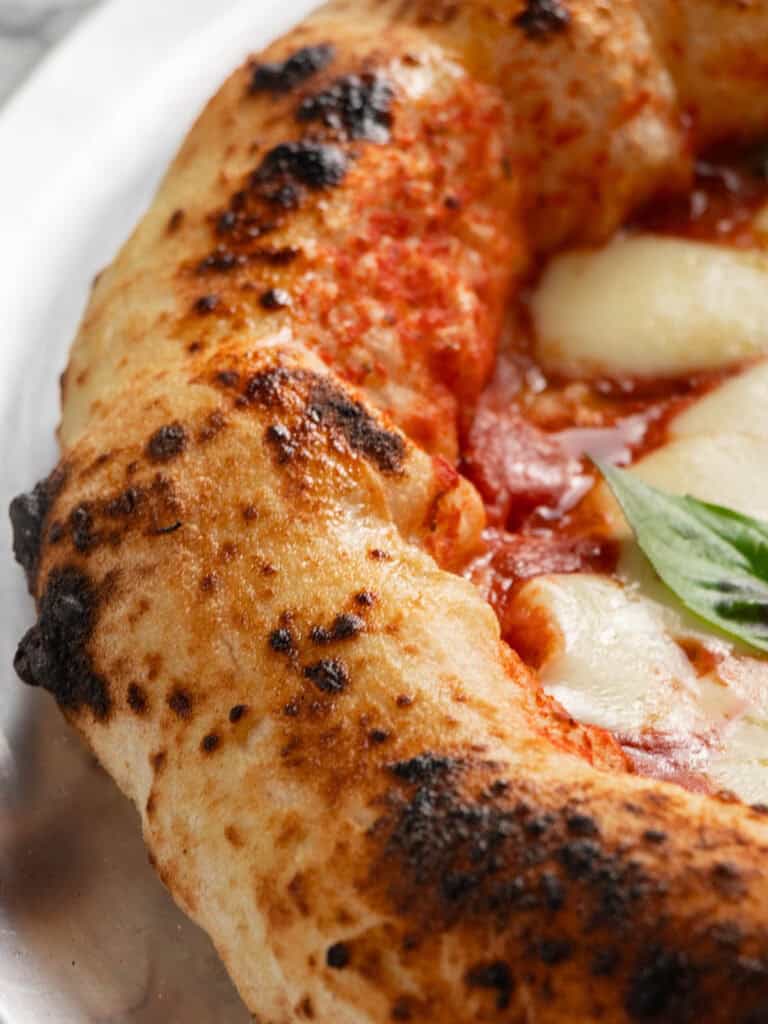 Chewy Neapolitan Style Pizza (Beginners guide)